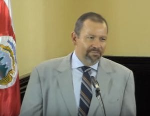 El director nacional de Pensiones, Luis Paulino Mora, dijo que no se toman decisiones.