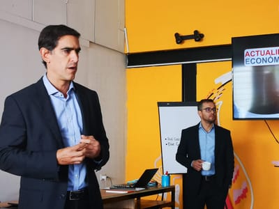 Rodolfo Herrera, director de Banca de Empresas y Max Bolaños, Gerente de Mercados Globales de Davivienda. Foto CRHoy.