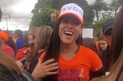 Hanna Gabriels envió un mensaje en el Día de la No Violencia contra la Mujer.. Foto: Facebook Avon.