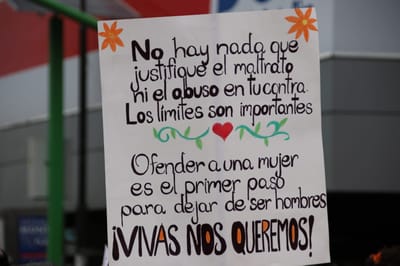 Marcha Día Internacional para eliminar la violencia contra las mujeres.