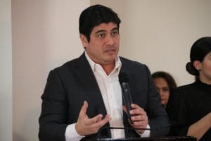 Carlos Alvarado ahora dice que el Censo está en manos de los diputados, pues se debe aprobar un proyecto de ley para que se pueda hacer. (Foto: Archivo CRH