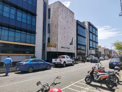 Fachada de los tribunales de justicia de Limón. (Archivo | CRHoy.com)