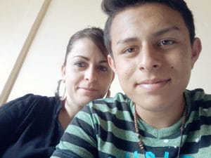 Yessenia y su hijo Kevin.