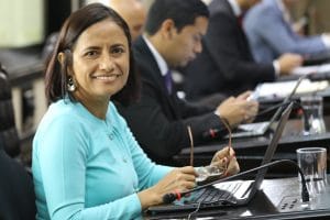 La legisladora Yorleny León, del PLN, sostuvo que Costa Rica tiene muchas prioridades. (Cortesía).