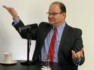 El ministro de Hacienda, Elián Villegas, reconoció que no existen estudios sobre el impacto de las medidas de confinamiento en las finanzas públicas. (CRH).