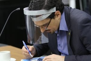 El diputado José María Villalta, del Frente Amplio, propuso la iniciativa. (Archivo/CRH).