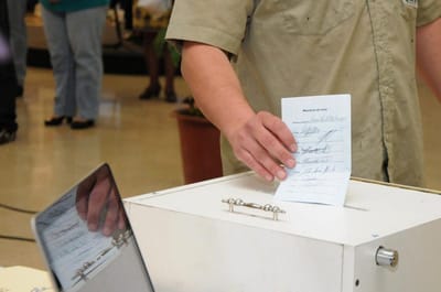Urnas cierran a las 6:00 p.m. Imagen de UCR.