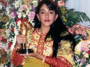 Una foto de la princesa Shamsa de su adolescencia, publicada por Vanity Fair