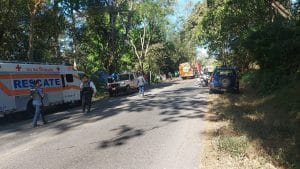 Imagen del suceso ocurrido este viernes en Miramar de Puntarenas. CRH/Cortesía