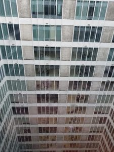 La administración debe resolver el problema de las jefaturas en el nuevo edificio. (Foto: CRH)