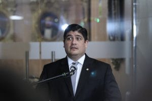 El expresidente Alvarado rechazó los señalamientos. (Foto: Asamblea)