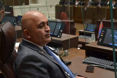 El diputado Alejandro Pacheco presentó la ley. Foto: Asamblea.