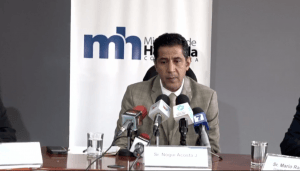 Nogui Acosta, ministro de Hacienda. (Archivo/CRH).