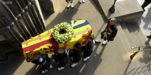 (Foto de captura de la transmisión de la BBC)