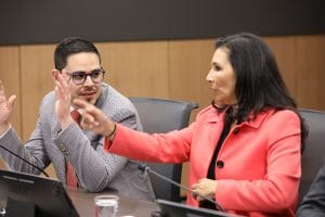 Diputados Paulina Ramírez (PLN) y Carlos Felipe García (PUSC) de la Comisión de Asuntos Hacendarios del Congreso. (Archivo/CRH).