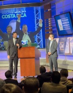 Federico Cruz Saravanja, estratega de Chaves. (Fotografía tomada de su cuenta de Twitter).