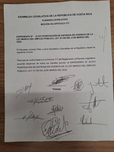 Esta es la moción para la dispensa del proyecto de Jiménez.