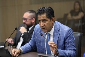 Nogui Acosta, ministro de Hacienda. (Archivo/CRH).