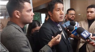 El ministro Nogui Acosta llegó sin una propuesta a los diputados. (Foto: CRH)
