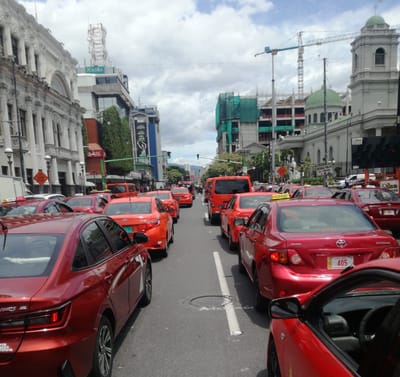 Taxistas en protesta este martes 26 de setiembre de 2023. Cortesía Ricardo Venegas