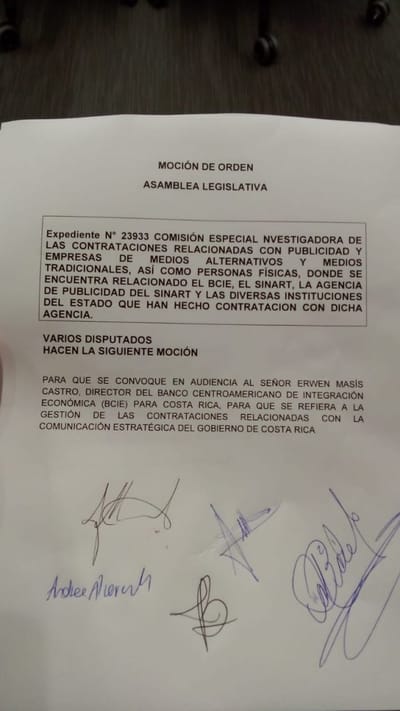 Moción aprobada.