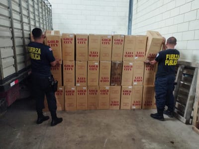 Decomiso de cigarros en Guaycará de Golfito