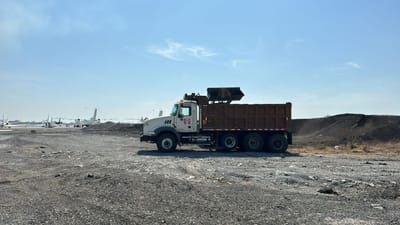 La CNE entregó a MECO los arreglos en la pista del aeropuerto. Foto: cotesía.