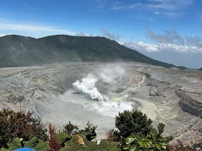 Volcan Poás el sábado 30 de marzo de 2024. Imagen: Cortesía Periódico Mi Tierra