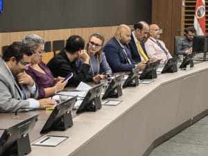 Comisión para el Control del Ingreso y Gasto Públicos. (CRH).