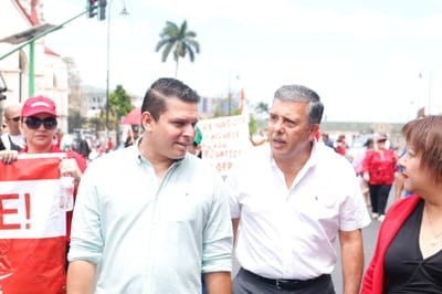 Los diputados del PLN Geison Valverde y Óscar Izquierdo en la manifestación de este miércoles. Foto: cortesía.