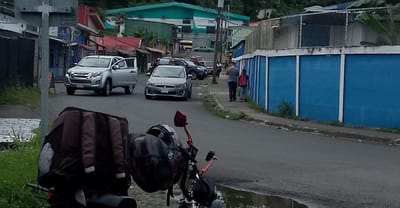 Hombre baleado en Limón logra conducir hasta clínica