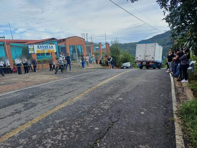 Manifestación, Escuela Camilo Gamboa, Santa Cruz, León Cortés, San José.