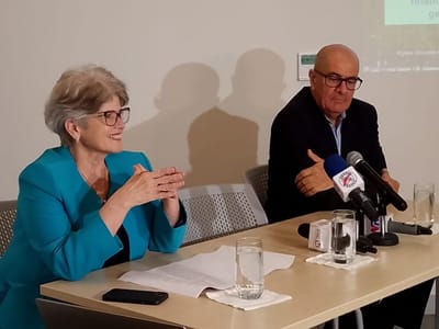 Rocío Aguilar, jerarca de la Sugef, y Danilo Montero, director general de la OCF. (CRH).