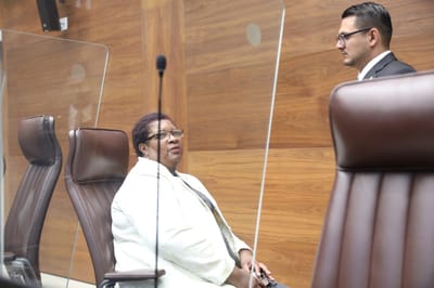 La diputada de Nueva República Rosalía Brown, presidenta en ejercicio del Congreso, no indicó cuando se votará el referéndum.