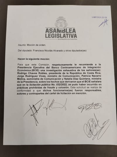 Moción aprobada.