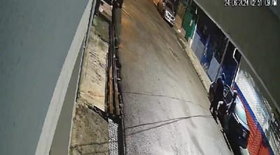 En cuestión de 3 minutos se roban carro ubicado en Desamparados