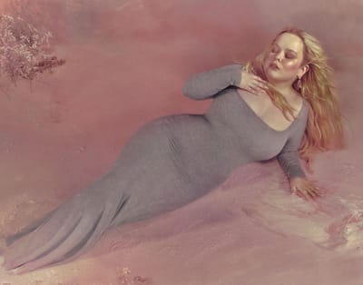 Nicola Coughlan para Skims, marca de Kim Kardashian