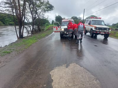 La Cruz Roja se encuentra en la zona en alerta. Foto: cortesía.