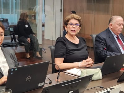 Contralora general, Marta Acosta.