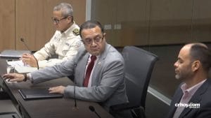 Gerald Campos, ministro de Justicia; junto al director de la Policía Penitenciaria, Nils Ching Vargas; y el ex viceministro Exleine Sánchez.