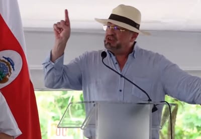 Rodrigo Chaves, presidente de la República, reaccionó molesto a la petición hecha por el diputado. Foto: Casa Presidencial/YouTube
