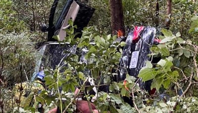 Las 5 personas que cayeron a un guindo en Poás ya fueron trasladados al Hospital