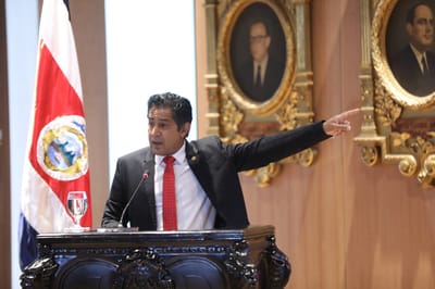 Ministro de Hacienda, Nogui Acosta. Foto: Asamblea.