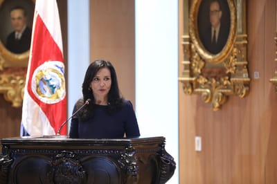 La diputada Paulina Ramírez aclaró por qué las universidades acumularon recursos y que deben ejecutarlos en inversión en cuatro años. Foto: Asamblea.