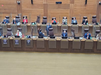 Diputados de tres fracciones rechazaron la moción de dispensa de trámite. Foto: CRH.