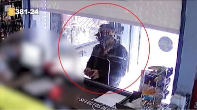 Con tarjeta robada, hombre compra botella de licor valorada en ₡33.860