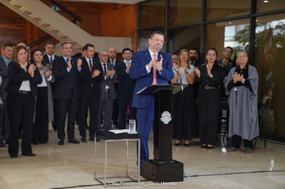 Rodrigo Chaves, presidente de la República, junto a su gabinete en octubre de 2024. Fotos: Casa Presidencial