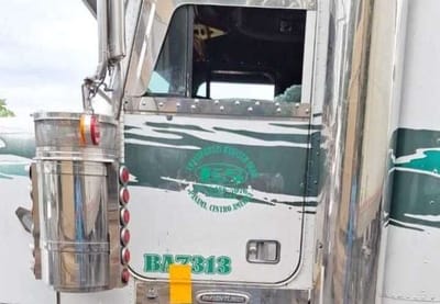 Tráiler de transportista asesinado en Puntarenas. Foto: Diario Crítica de Panamá