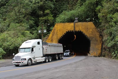 Luego de 17 horas continuas abren el paso por la ruta 32