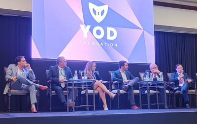 Alfredo Vitas, experto internacional de GSMA; Edwin Castillo, gerente ASEP Panamá; Elizabeth Arroyave, vicepresidenta de Camtic y coordinadora del Capítulo 5G-IoT; José Gutiérrez, secretario de Infocom; Andrés Oviedo vicepresidente de Infocom; Eduardo Palacios, tesorero de Infocom.